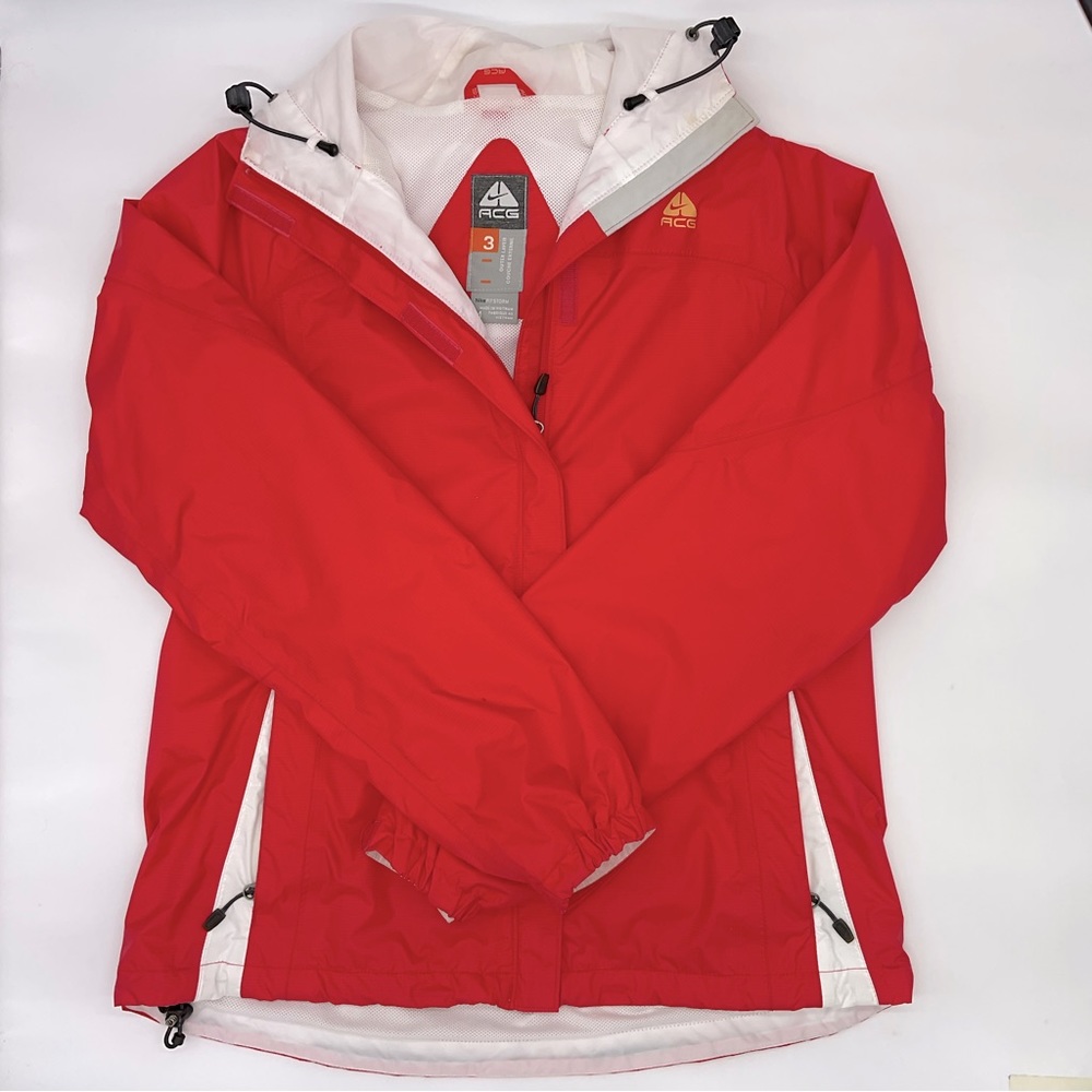 Nike ACG FitStorm Hooded Rain Jacket, Medium